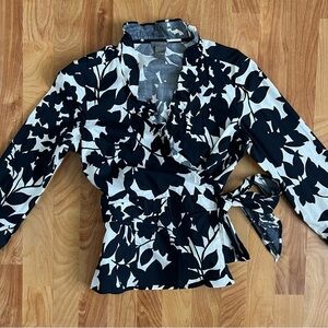 EUC Ann Taylor Navy and White Wrap Blouse with Ruffle Collar